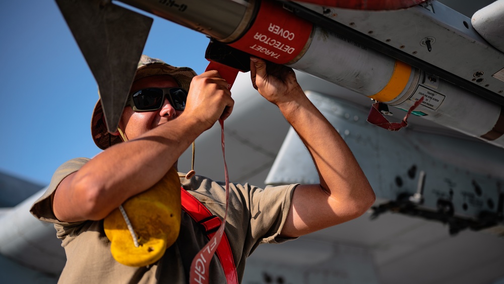 Additional A-10s arrive in the Middle East