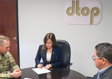 USACE and the Puerto Rico Department of Transportation and Public Works Sign a Project Partnership Agreement for Río Grande de Manatí Flood Risk Management Project in Ciales