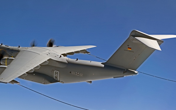 20 AUGUST, 2024. NAS Patuxent River, MD.  VX-23 F/A-18F Block III SD296 GAF A400M Aerial Refueling Testing. Pilot: CDR Eric Zilberman, USN. WSO: LT Tom Hendrix, USN. Project ID 240820-N-UZ648. USN Photos byr Erik Hildebrandt.