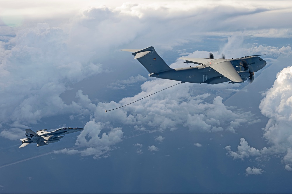 19 AUGUST, 2024. NAS Patuxent River, MD. VX-23 E/A-18G GAF A400M Aerial Refueling Testing. SD525 Pilot:MAJ Horne, USMC. WSO: LT McGrave, USN. Project ID: 240819-N-UZ648. USN Photos by Erik Hildebrandt