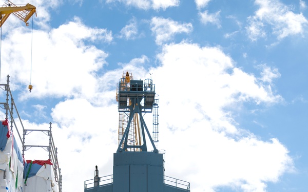 Adm. Caudle Visits Portsmouth Naval Shipyard