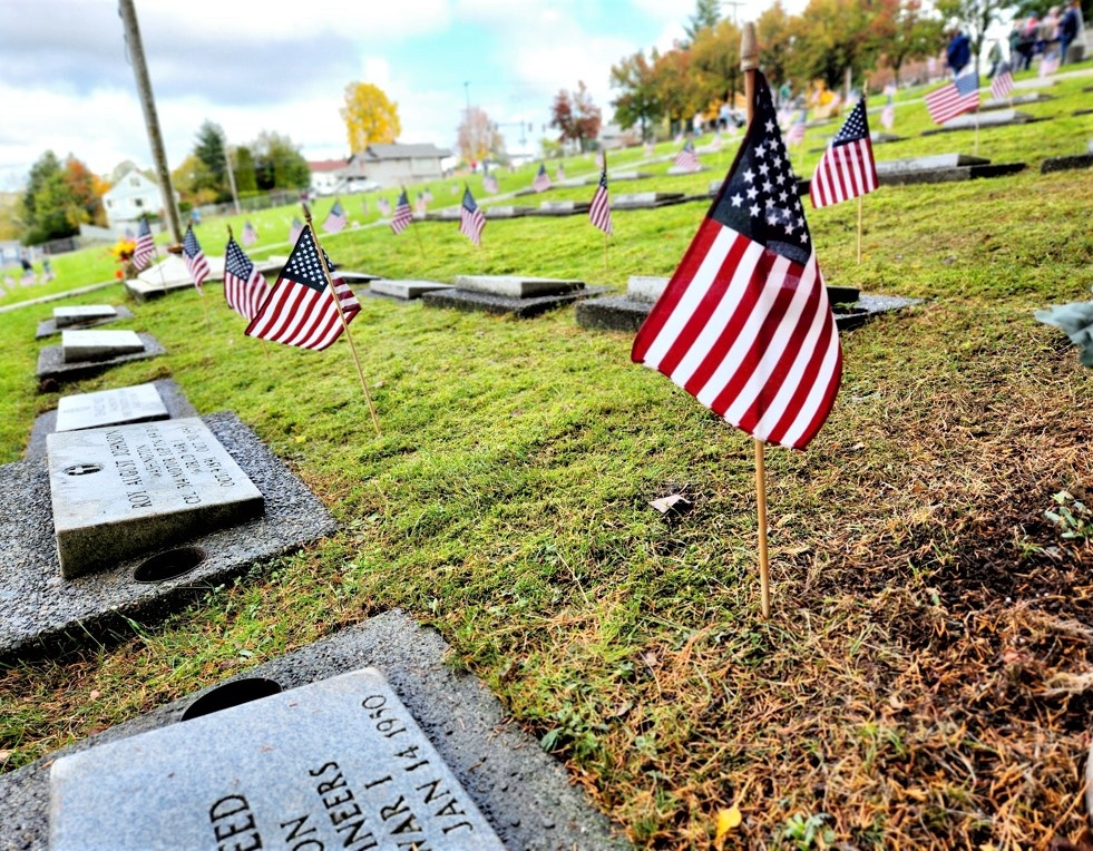 NMRTC Bremerton Sailors Remembering Those for Veterans Day