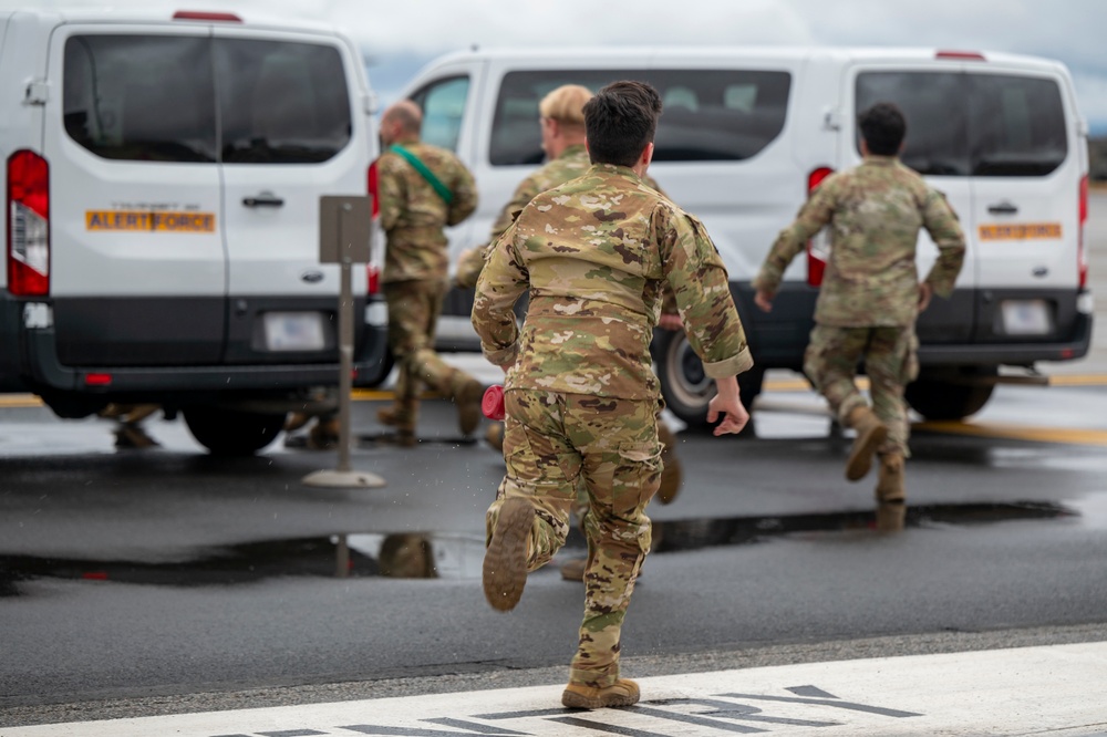 Fairchild AFB demonstrates strategic deterrence during exercise Mobility Response 25