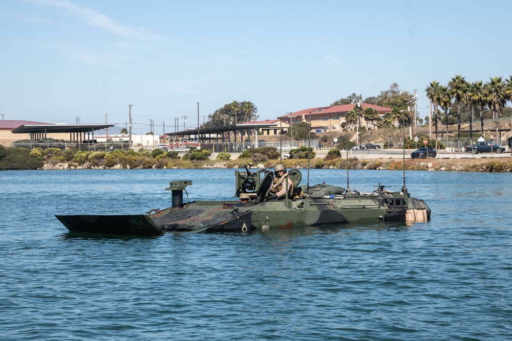 1st Bn., 7th Marines participates in ACV return to water operations training