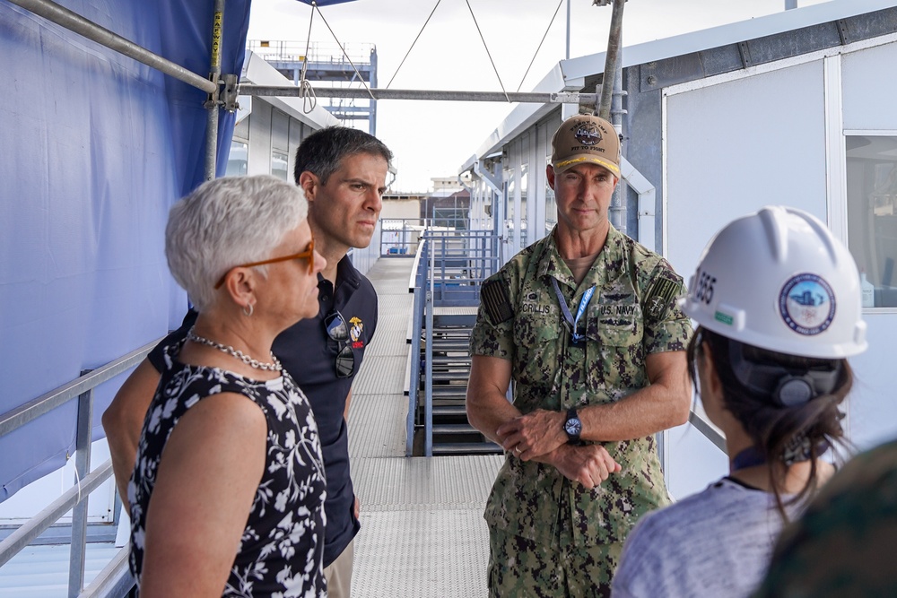 Under Secretary of the Navy visits Pearl Harbor Naval Shipyard