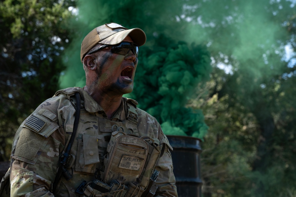 Soldiers tackle combat medic field training