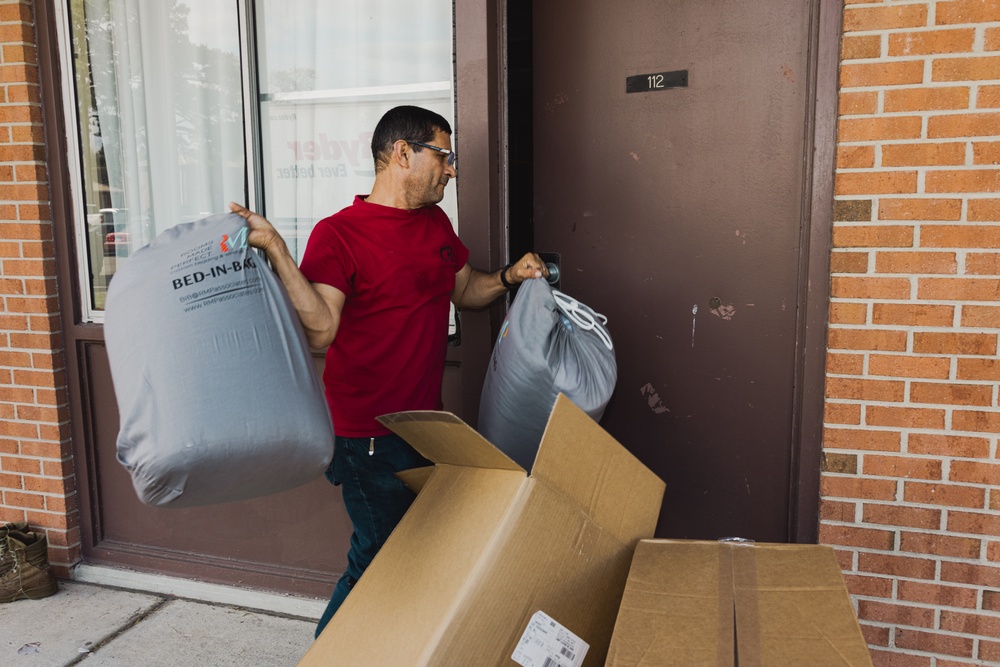 New Barracks Amenities Delivered: H&amp;S Battalion receives new mattresses, blinds and linen upgrades