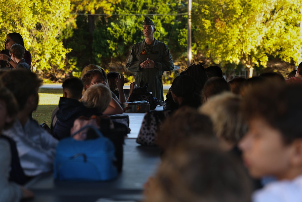 MCAS New River Hosts STEM Day for Dixon Middle School Students