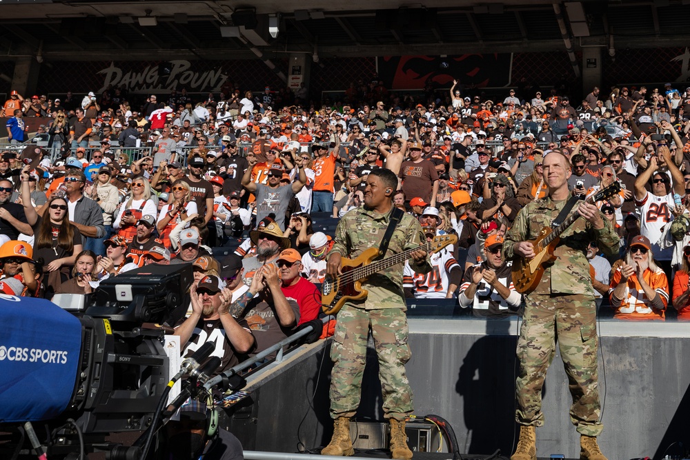 U.S. Army Band Downrange perform at Cleveland Browns Week 9