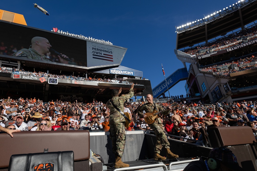 U.S. Army Band Downrange perform at Cleveland Browns Week 9