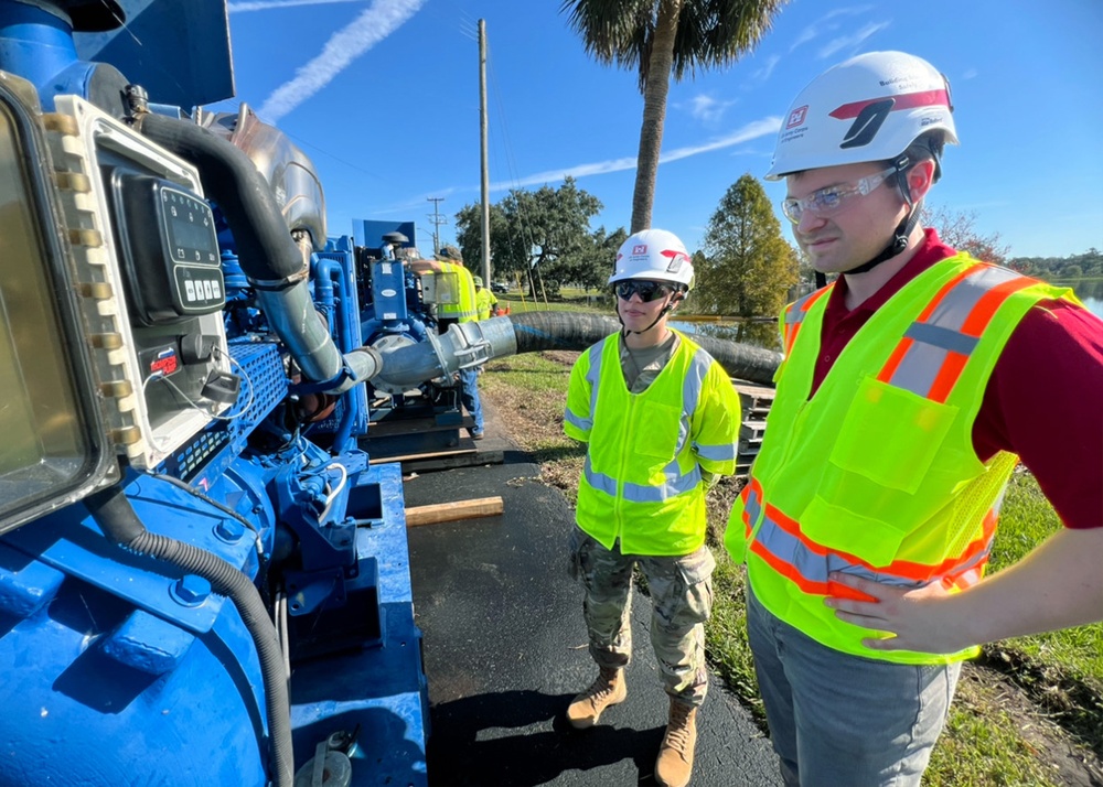 USACE sends water pumps to bring flood relief to Lake Bonny residents