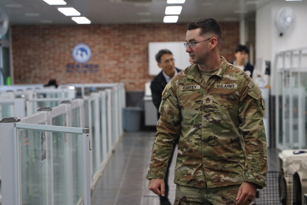 903rd MWR K9 Demonstration at Korea Pet High School