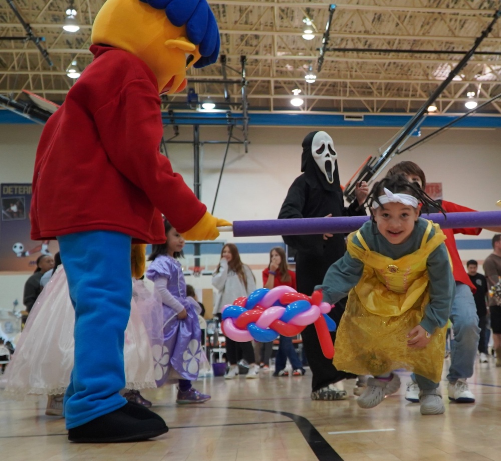 NWS Yorktown hosts annual Halloween Fall Festival and Resource Fair