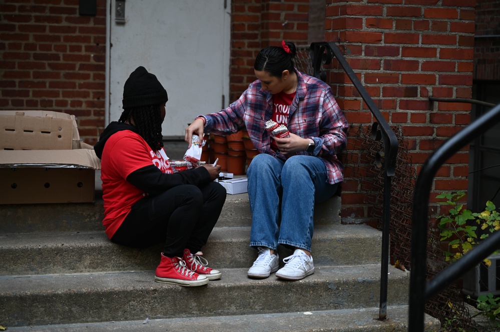 DC National Guard Counterdrug Program and MPD Host Inspiring &amp;quot;Plant the Promise&amp;quot; Event for Red Ribbon Week