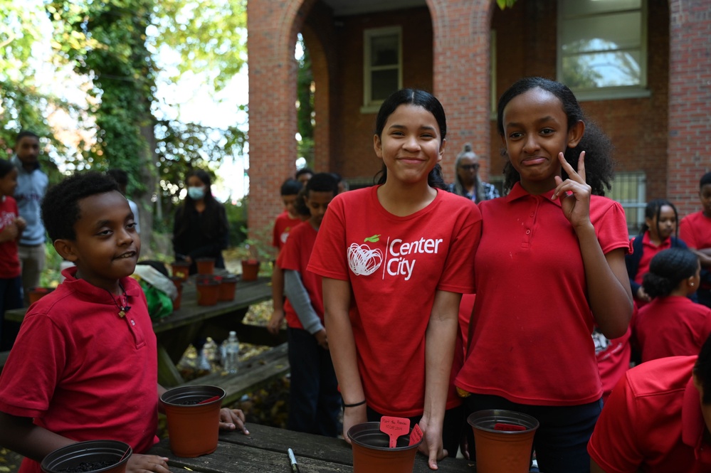 DC National Guard Counterdrug Program and MPD Host Inspiring &amp;quot;Plant the Promise&amp;quot; Event for Red Ribbon Week