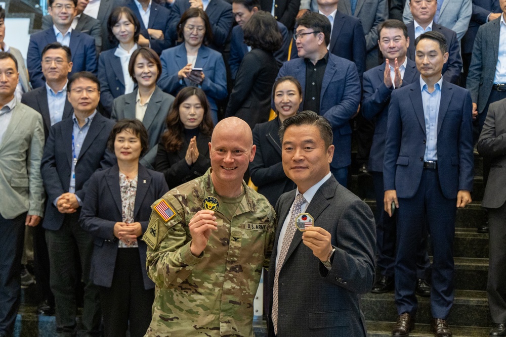 Korean National Police students visit Eighth Army, Camp Humphreys