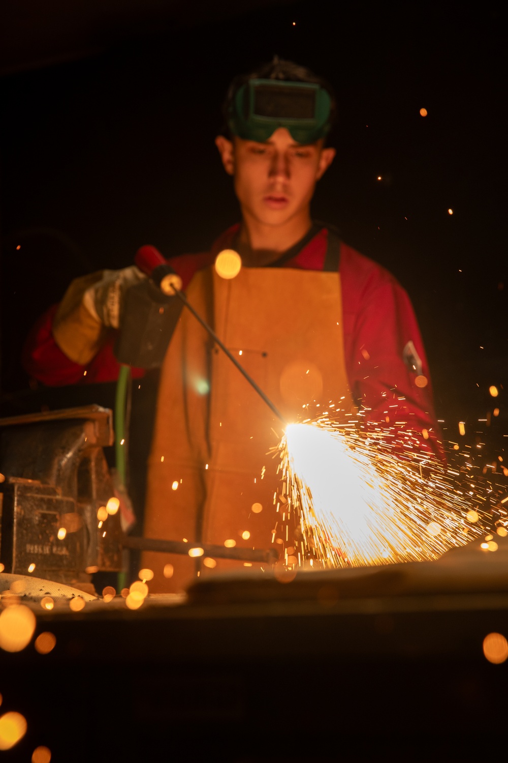 USS George Washington Sailors Conduct PECU Maintenance