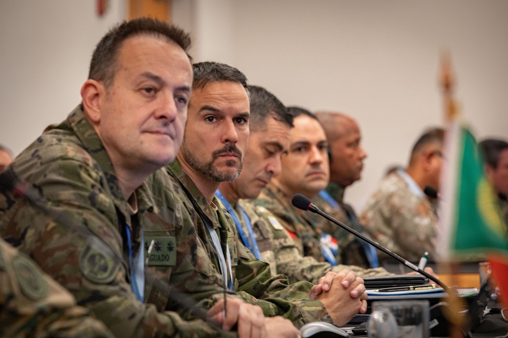 Conference of American Armies opens in Miami, focusing on 21st century security challenges