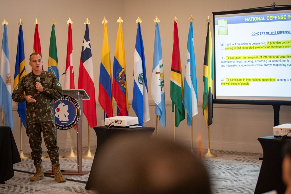 Conference of American Armies opens in Miami, focusing on 21st century security challenges