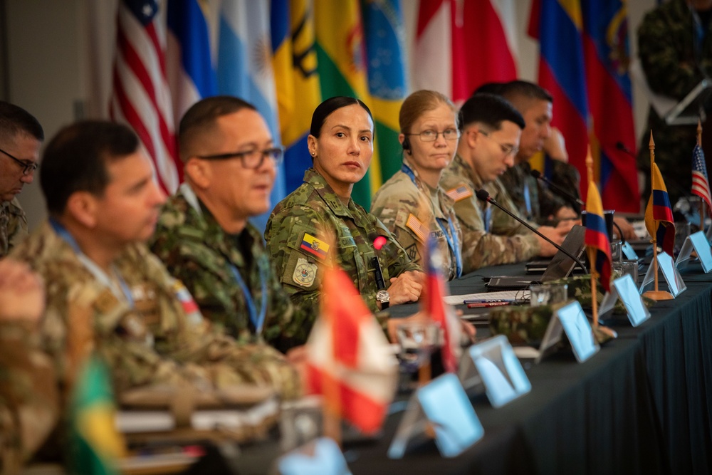 Conference of American Armies opens in Miami, focusing on 21st century security challenges