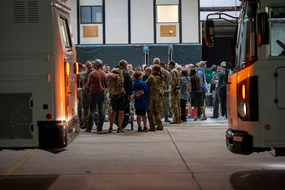 4th Fighter Wing Airmen return from deployment