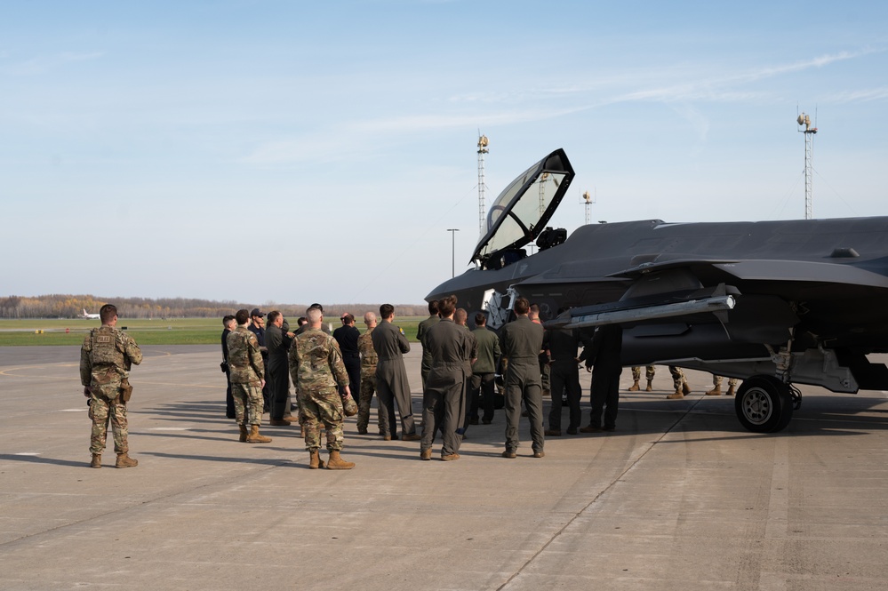 F-35s Visit the 174th Attack Wing