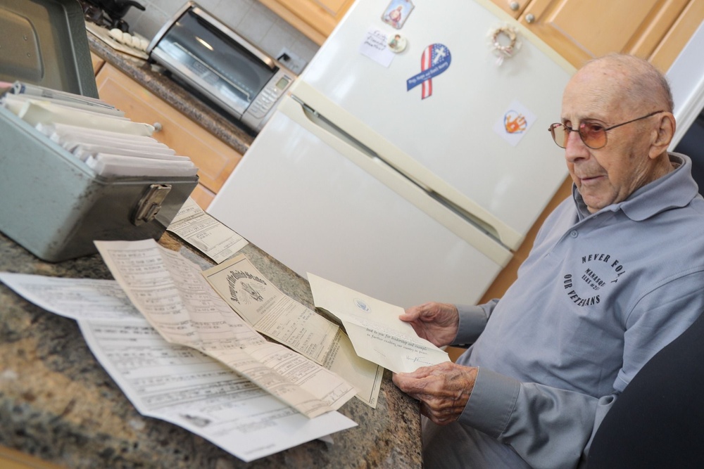 Army Reserve historian documents 100-year-old WWII veteran