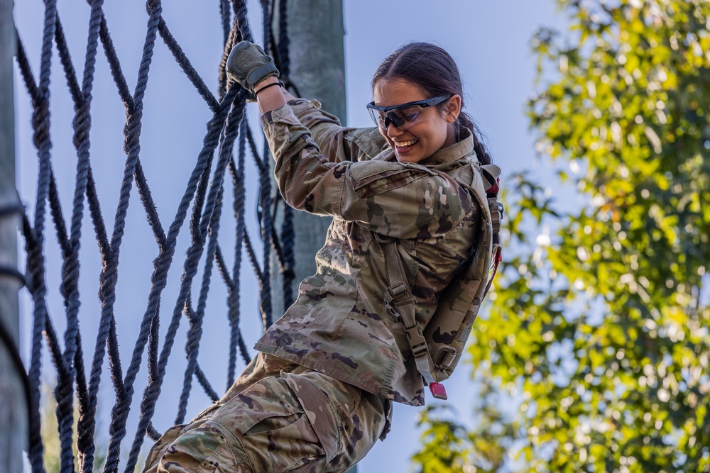 194th Armored Brigade Obstacle Course Training