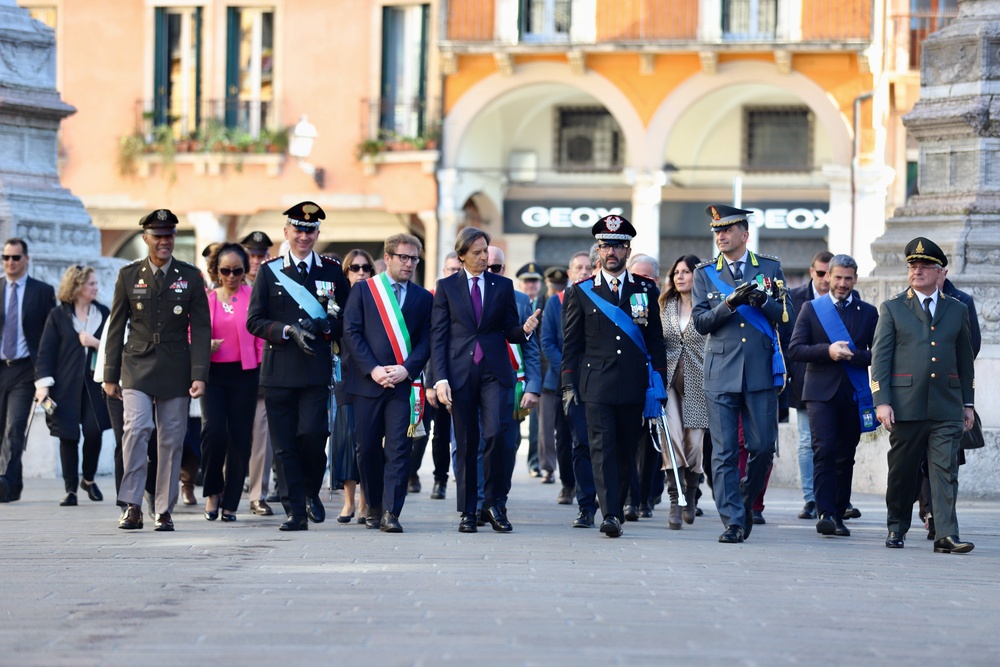 Army Leaders honor Italian National Unity and Armed Forces Day in Vicenza Ceremony
