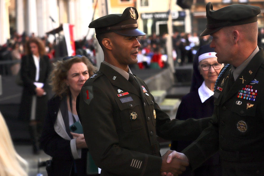 Army Leaders honor Italian National Unity and Armed Forces Day in Vicenza Ceremony