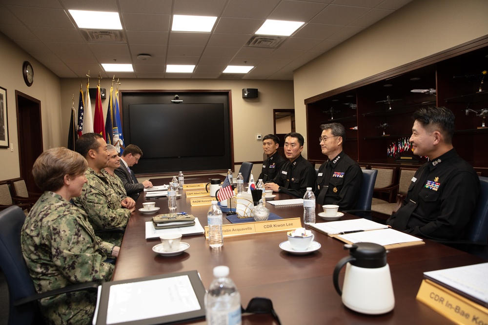 Republic of Korea Navy Delegation Visits NAVSUP WSS