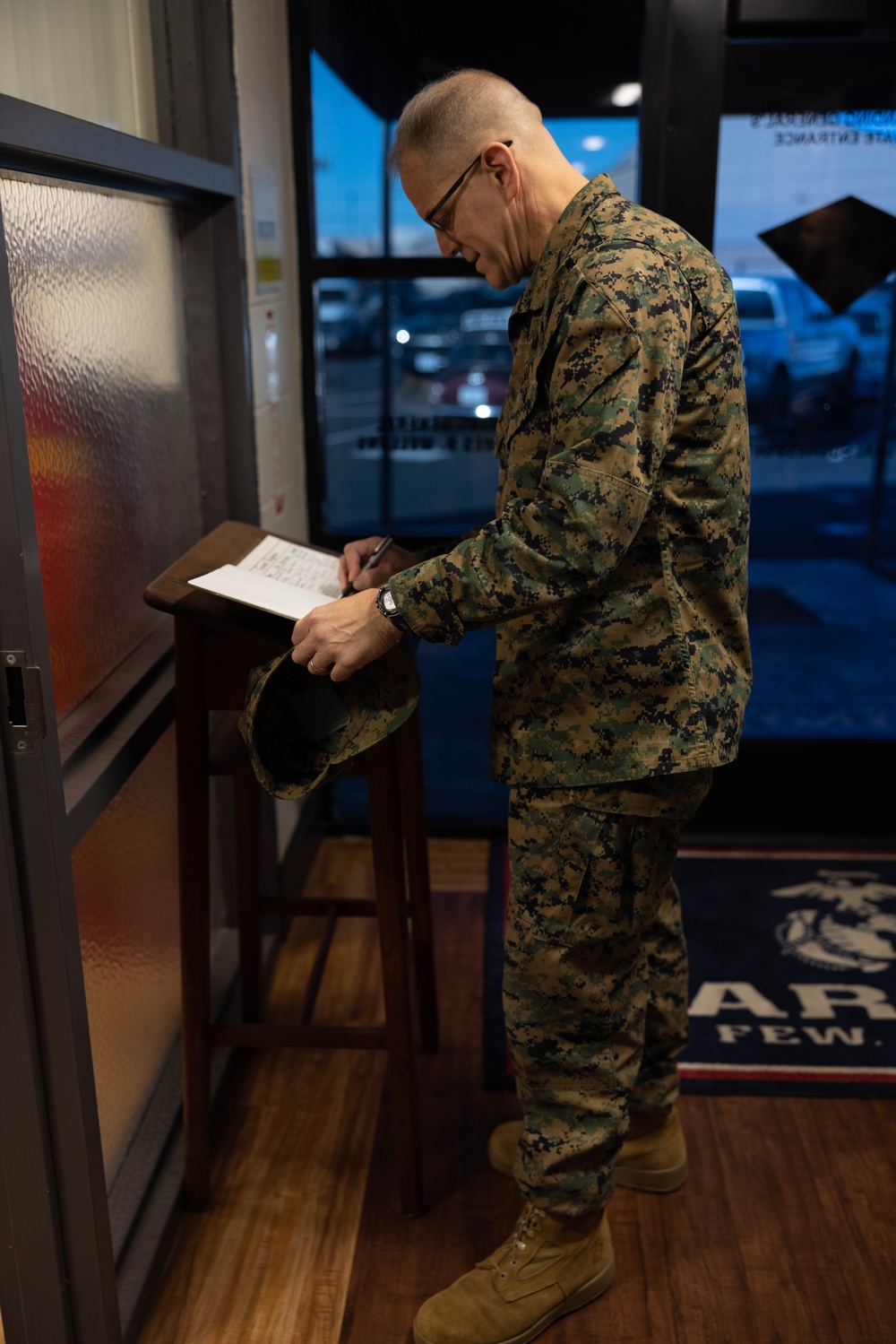 Chaplain of the Marine Corps visits 3rd MAW commanding general