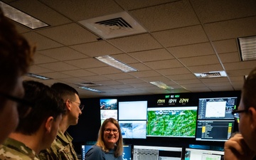 105th Weather Flight tours the National Weather Service