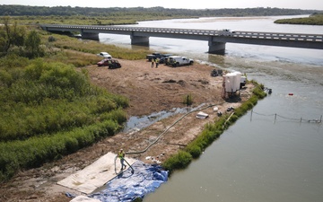 Pilot project tests new technology for collecting sediment from Niobrara River