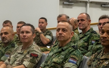 Commandant of Netherlands Marine Corps meets with II MEF Leaders During Multination Amphibious Conference