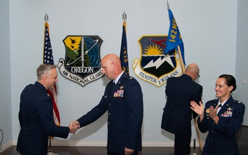 142nd Communications Squadron Welcomes New Commander