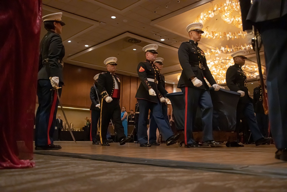 MARFORPAC Hosts the 249th USMC Birthday Ball