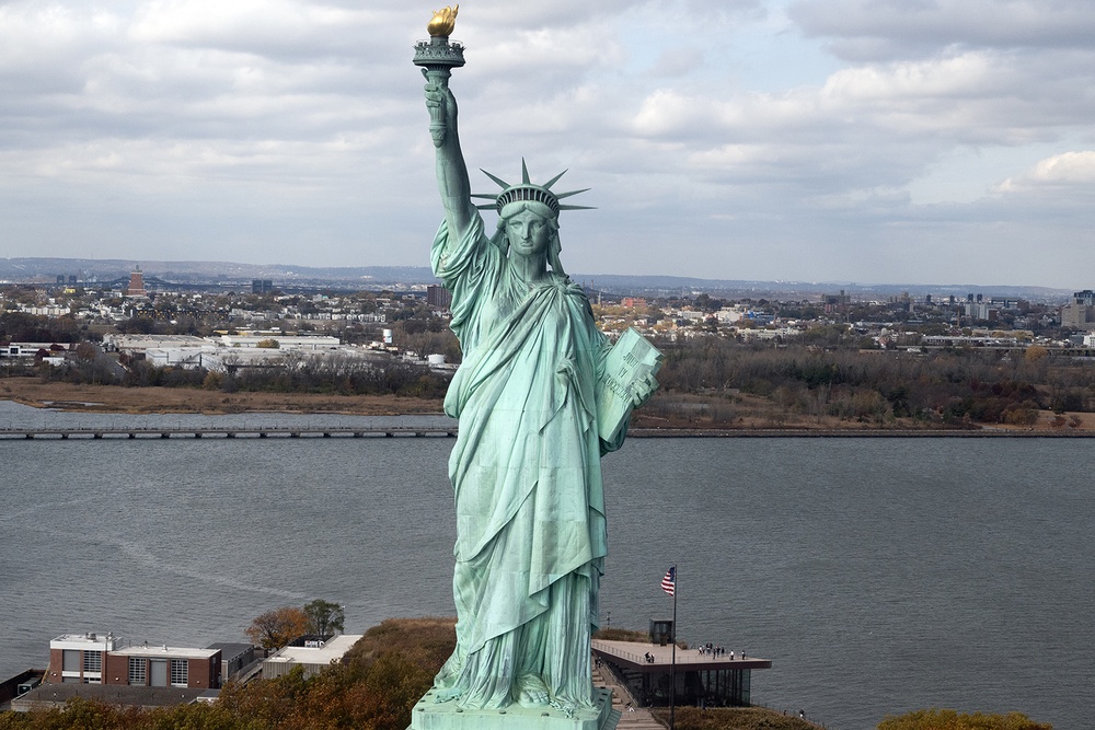 USS Basilone Arrives for Commissioning In NYC