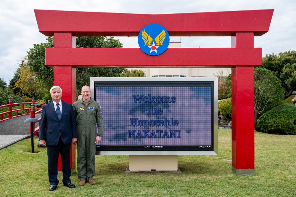 Japanese Defense Minister visits Yokota