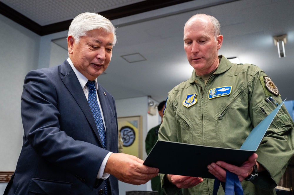 Japanese Defense Minister visits Yokota