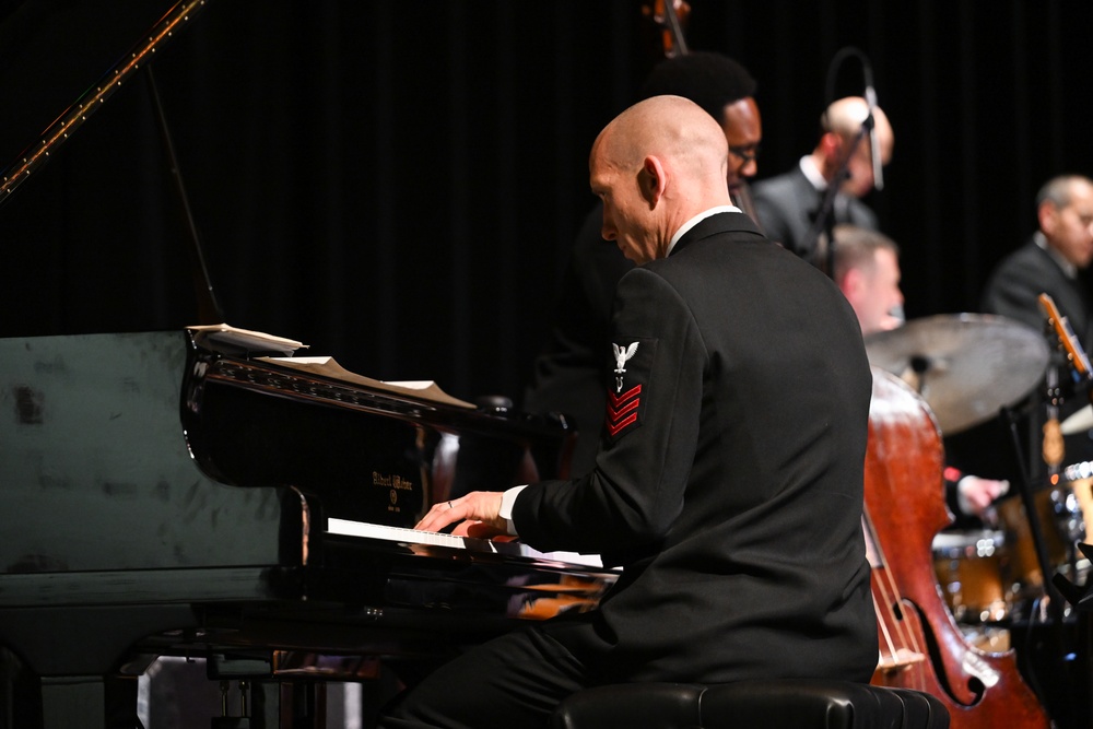 U.S. Navy Band Commodores perform in Phillipsburg