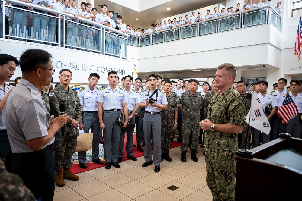 USINDOPACOM Hosts Korea Military Academy Cadets