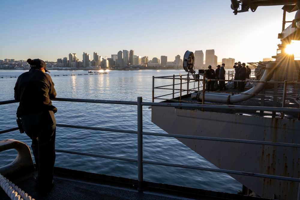 Nimitz Sailors Observe Sunrise