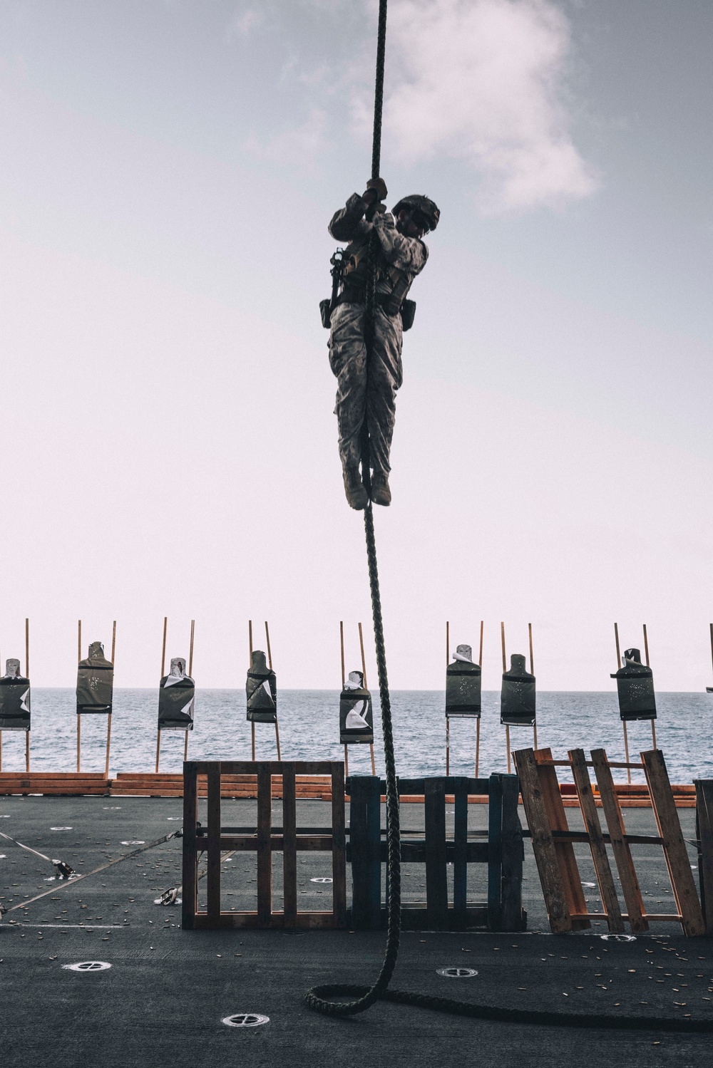 15th MEU Recon Fast-Ropes, Live-Fires Aboard USS Boxer