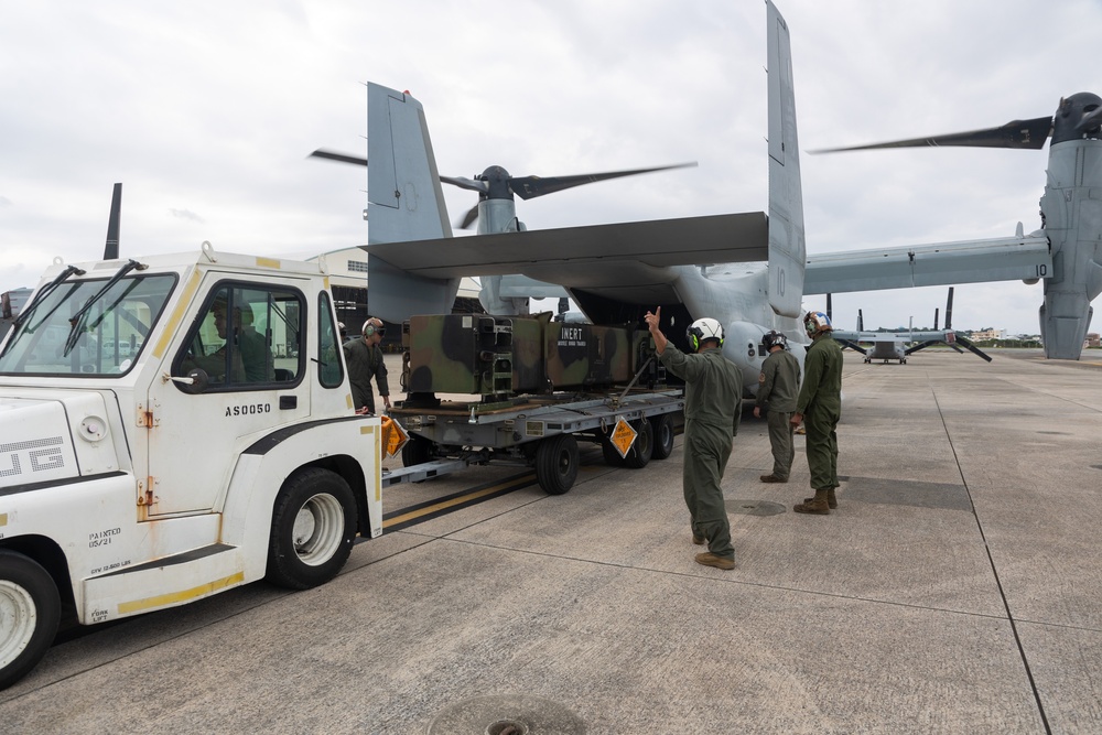 VMM-265, 1-1 ADA transport Patriot missiles aboard MV-22B Osprey