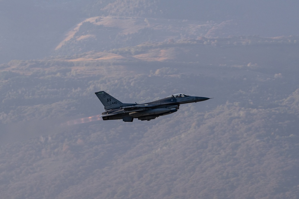 Aviano conducts F-16 training