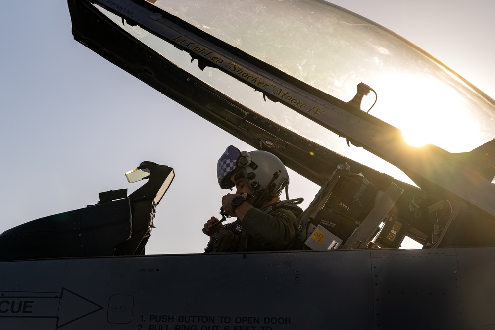 Aviano conducts F-16 training