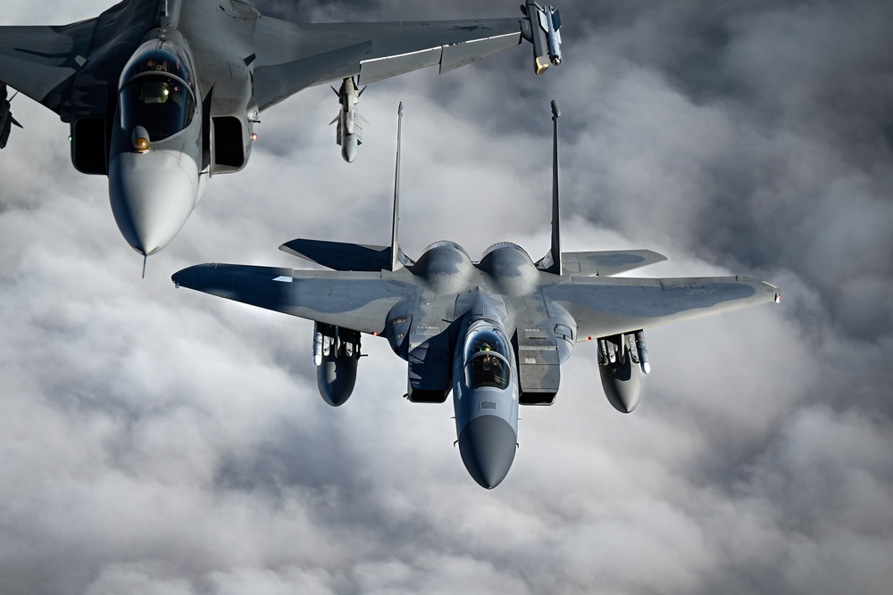 CRUZEX 2024 media flight