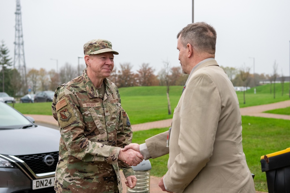 AFRL and AFMRA Leaders gain insight on Pathfinder dental operations and readiness