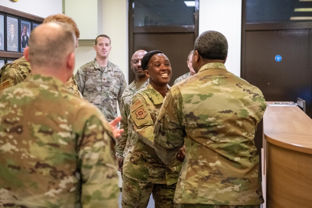 AFRL and AFMRA Leaders gain insight on Pathfinder dental operations and readiness